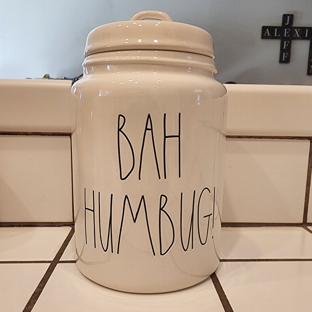 Rae Dunn large container